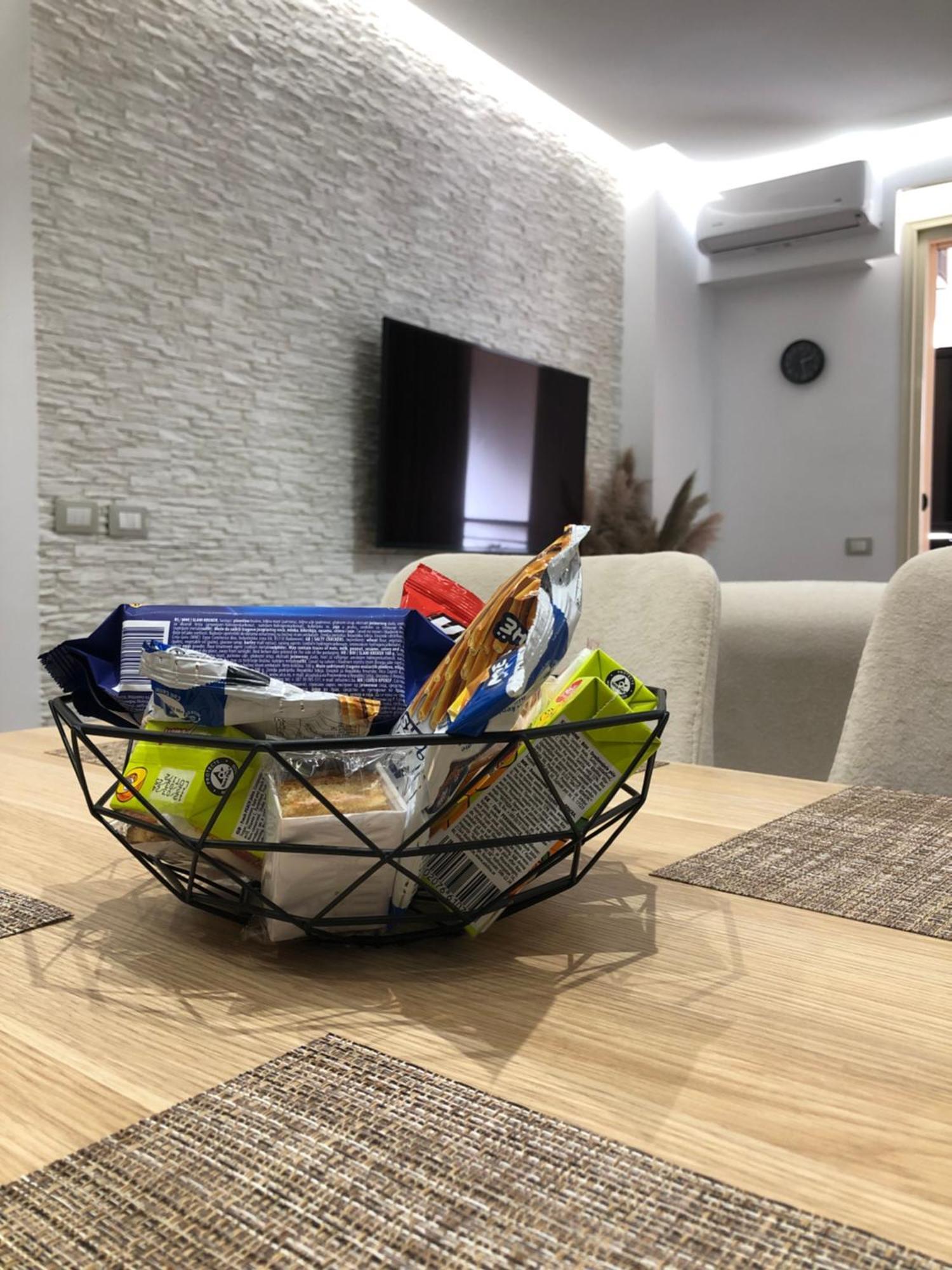 Alajs Apartament Vlorë Екстериор снимка